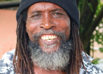 Rasta Man – לא רק עשן ורגאיי